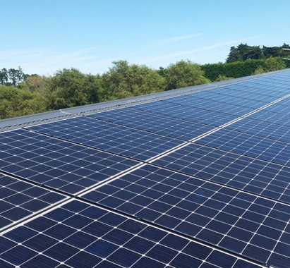 Centrale solaire hors réseau de 200 kW au Ghana