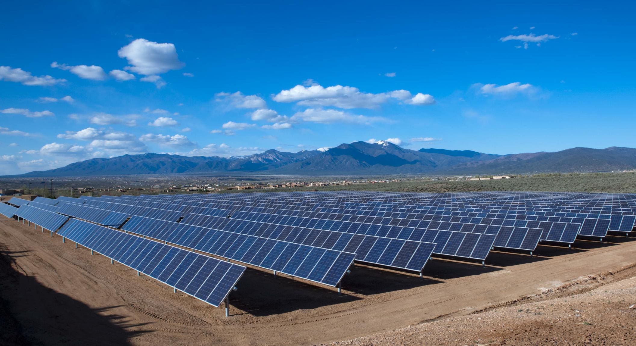 Préparation active d'un projet photovoltaïque sur réseau de 500 KW en Géorgie